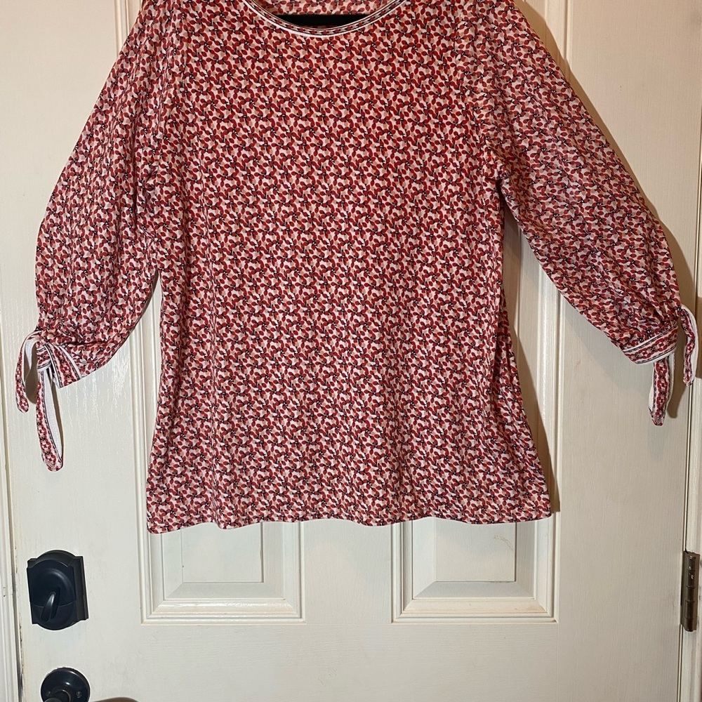 Max Studio Red Floral Patterned Women's Top